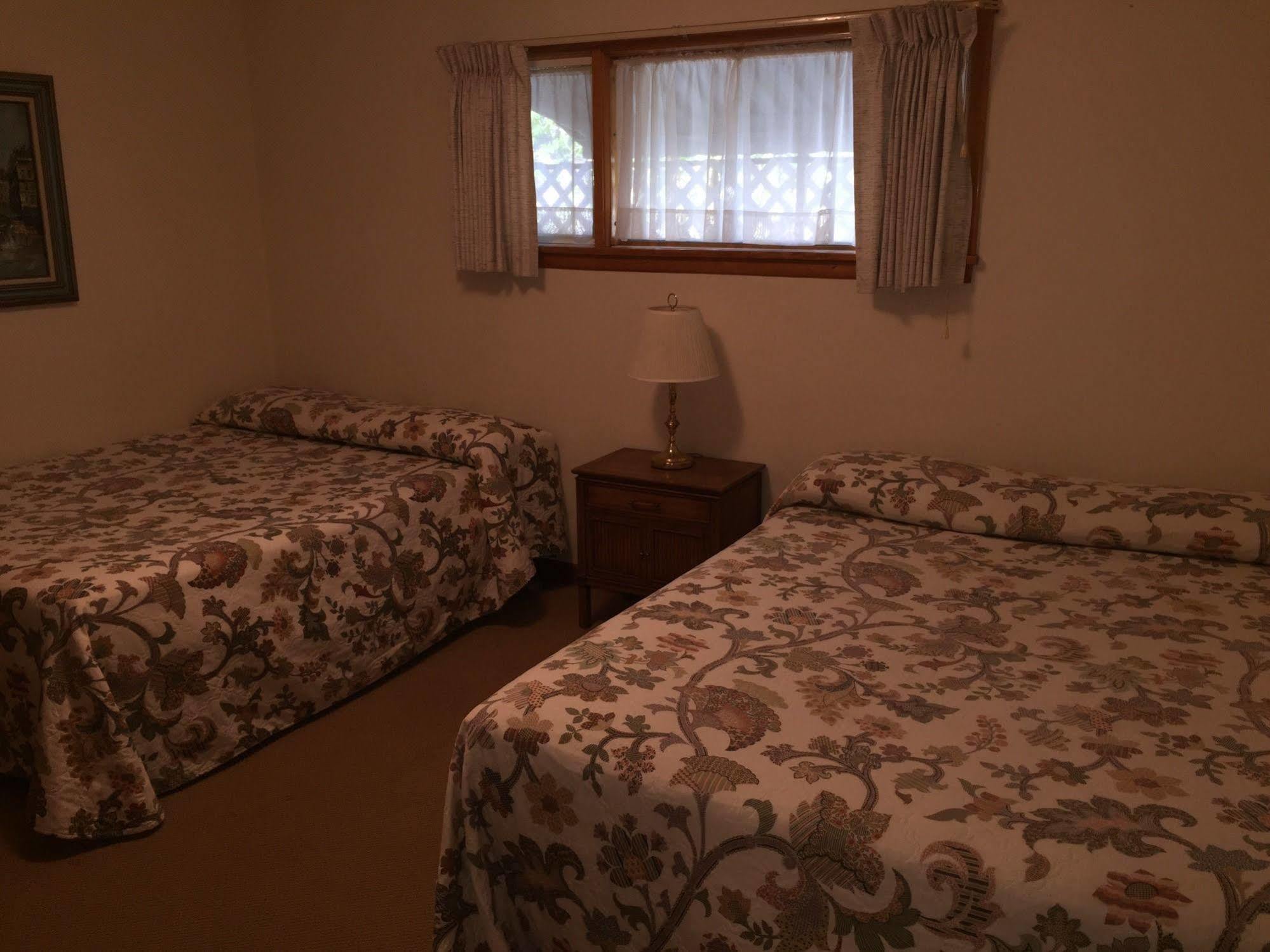 The Davenport Motel Luaran gambar